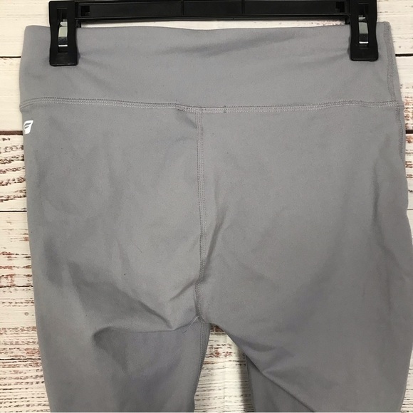 Fabletics Gray mesh detail full length size medium leggings - Picture 3 of 6
